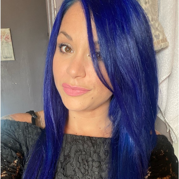 Meet your Posher, Cherish - Picture 2 of 3